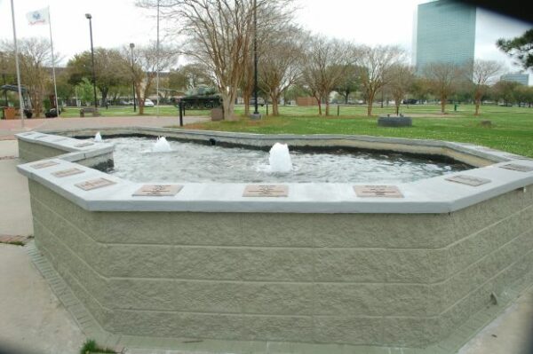 LOUISIANA RECIPIENTS CONGRESSIONAL MEDAL OF HONOR WAR MEMORIAL FOUNTAIN