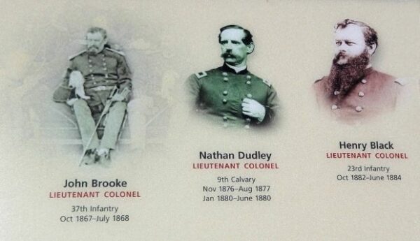 THREE FORT UNION COMMANDANTS MEMORIAL PLAQUE