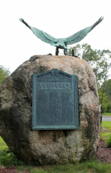 MEN OF HARDWICK WORLD WAR MEMORIAL BACK