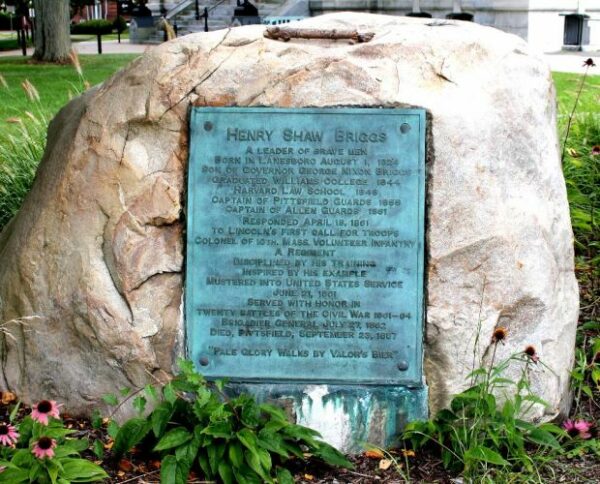 HENRY SHAW BRIGGS WAR MEMORIAL