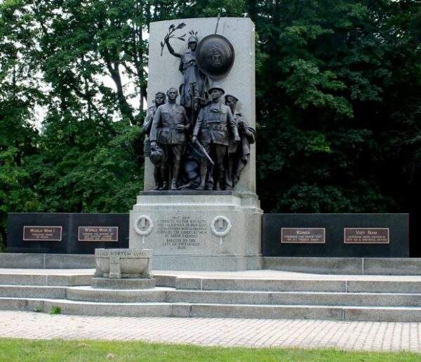 PITTSFIELD VETERANS MEMORIAL CLOSE-UP A