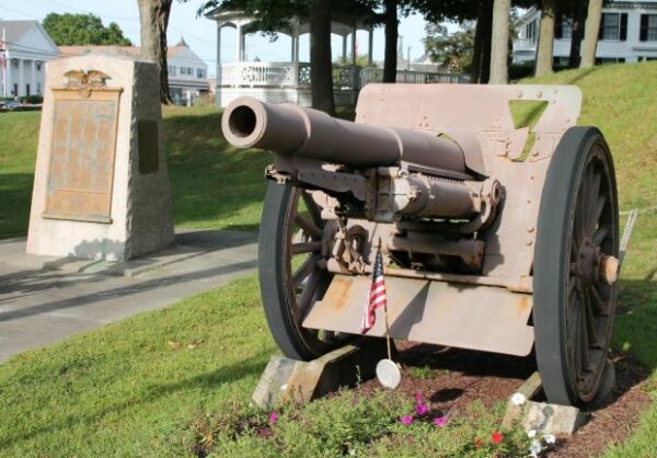 MILLBURY WAR VETERANS MEMORIAL