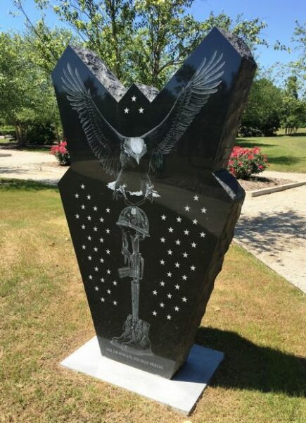FLORENCE VIETNAM VETERANS MEMORIAL BACK