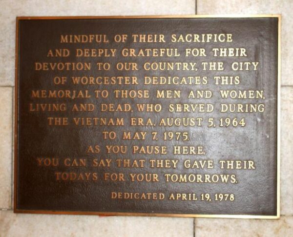 WORCESTER VIETNAM WAR MEMORIAL PLAQUE