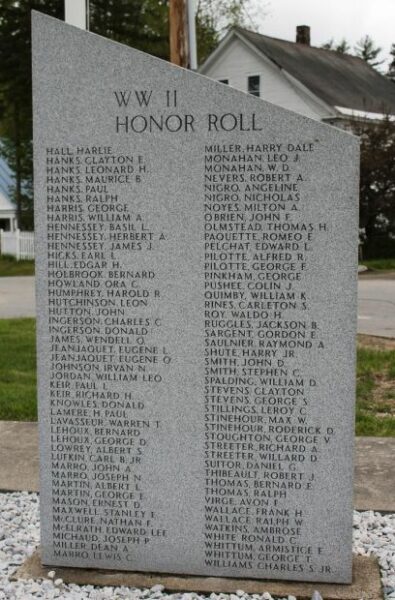 WHITEFIELD, N.H. WAR VETERANS MEMORIAL STONE D
