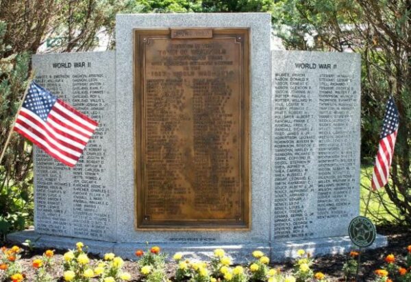 WAKEFIELD WORLD WARS MEMORIAL