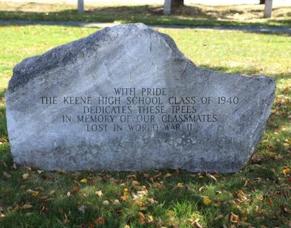 KEENE HIGH SCHOOL CLASS OF 1940 WORLD WAR II MEMORIAL