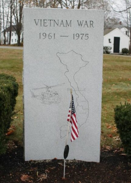 HAMPSTEAD VIETNAM WAR MEMORIAL FRONT