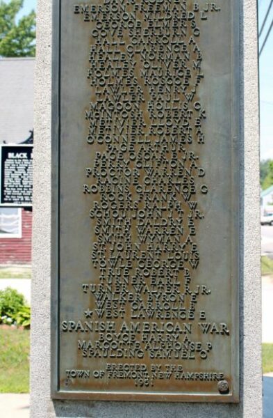 FREMONT, N.H. WORLD WAR II MEMORIAL PLAQUE SECTION B
