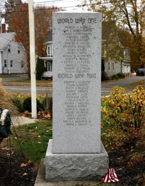 DANVERS WORLD WAR I AND WORLD WAR II VETERANS MEMORIAL FRONT