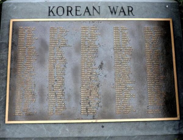 NORTH READING KOREAN WAR MEMORIAL PLAQUE