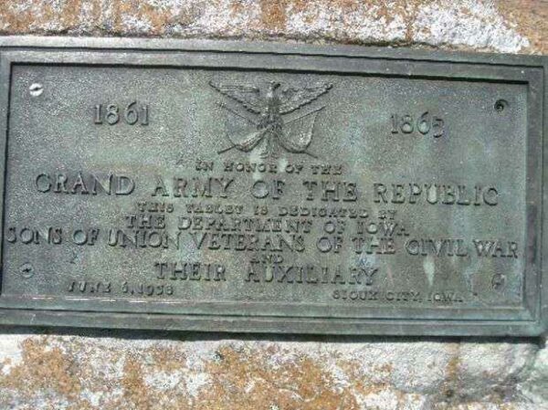 SIOUX CITY G.A.R. MEMORIAL PLAQUE