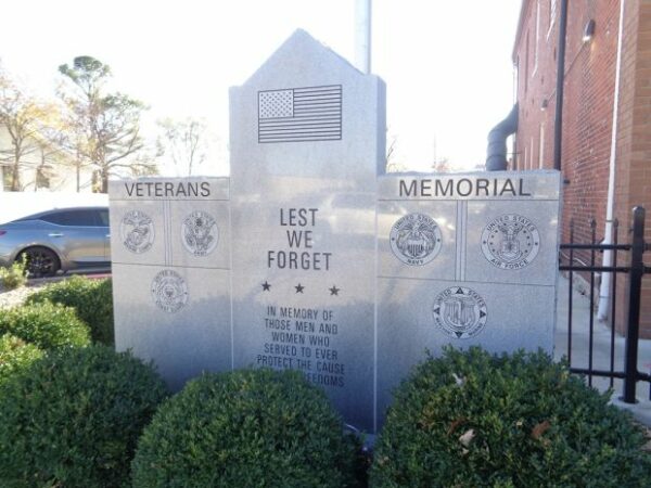 SAINT PETERS VETERANS MEMORIAL FRONT