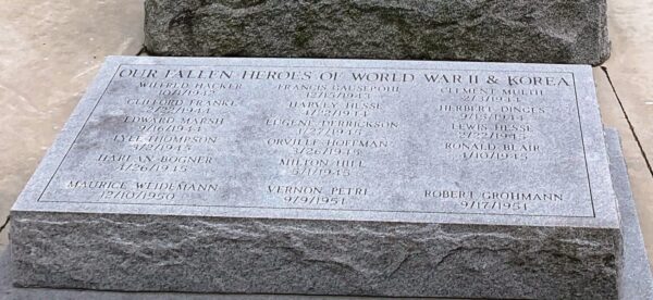 NEW ATHENS WAR MEMORIAL HONOR ROLL STONE