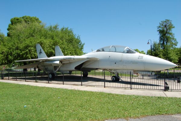 F14 TOMCAT AIRCRAFT MEMORIAL