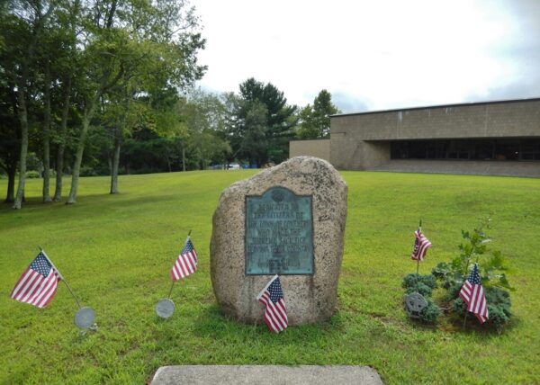 TOWN OF COVENTRY SUPREME SACRIFICE WAR MEMORIAL
