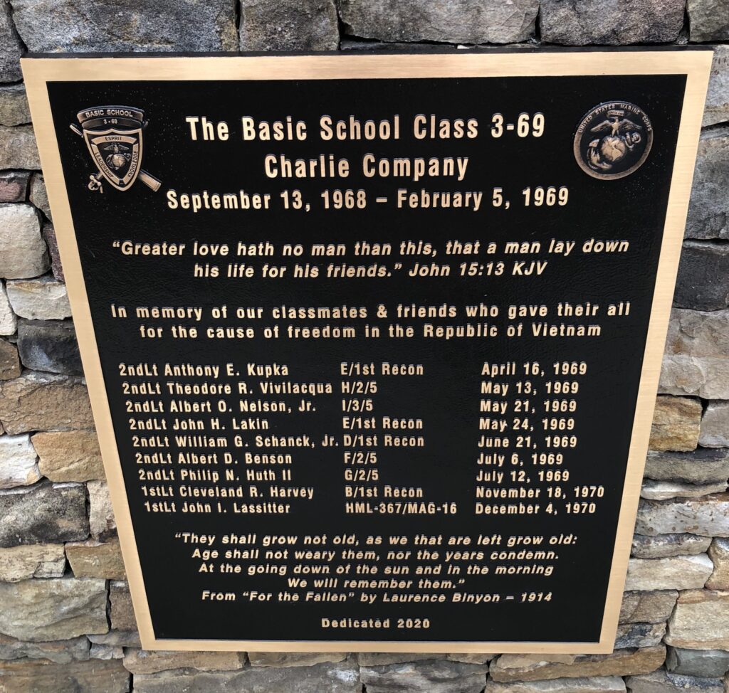 THE BASIC SCHOOL CLASS 3-69 CHARLIE COMPANY WAR MEMORIAL PLAQUE