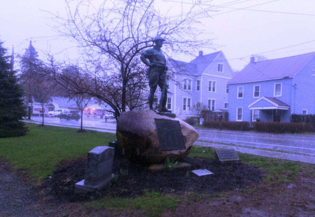 TOWN OF SCHAGHTICOKE WORLD WAR I MEMORIAL