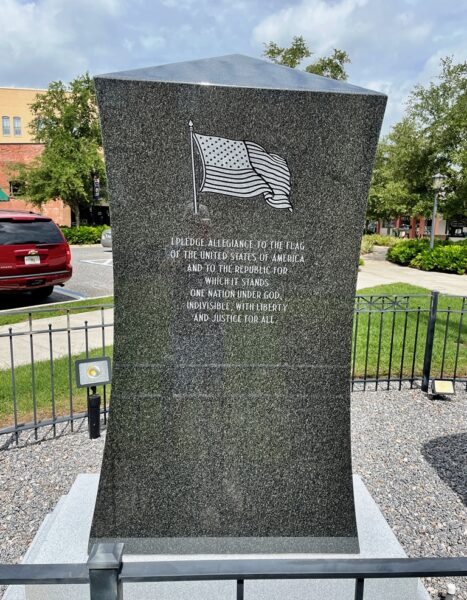 WOMEN IN UNIFORM WAR MEMORIAL SIDE C