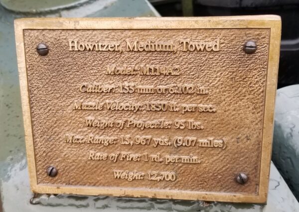 HOWITZER, MEDIUM, TOWED MEMORIAL PLAQUE