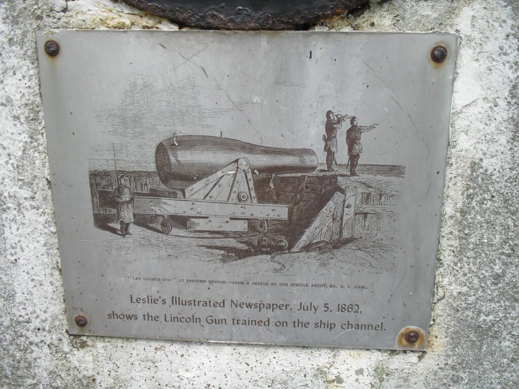 THE LINCOLN GUN WAR MEMORIAL PLAQUE