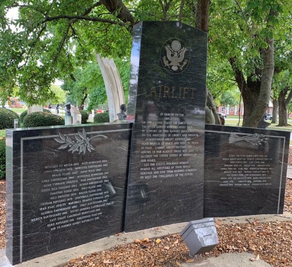 AIRLIFT MEMORIAL