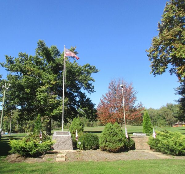 MEMORIAL ROADSIDE PARK AND CENTERBURG COMMUNITY MEMORIAL PARK