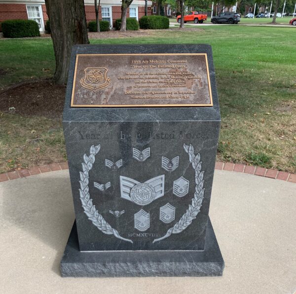 1998 AIR MOBILITY COMMAND MEMORIAL