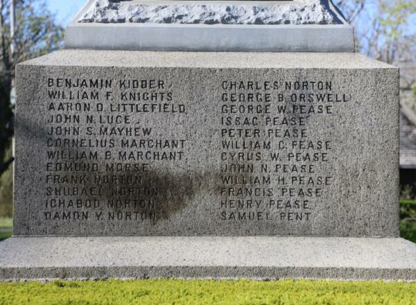 EGARTOWN MASSACHUSETTS CIVIL WAR VETERANS MEMORIAL STONE B