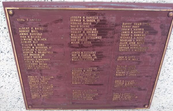 LUCAS COUNTY VIETNAM WAR MEMORIAL PLAQUE A