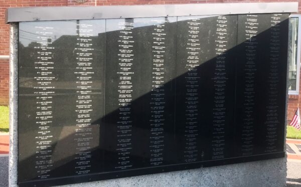 WILSON COUNTY U.S. ARMY MEMORIAL WALL A BACK