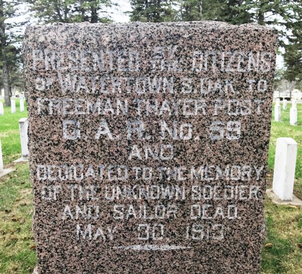 FREEMAN THAYER POST G.A.R. NO. 59 MEMORIAL