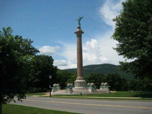 BATTLE MONUMENT