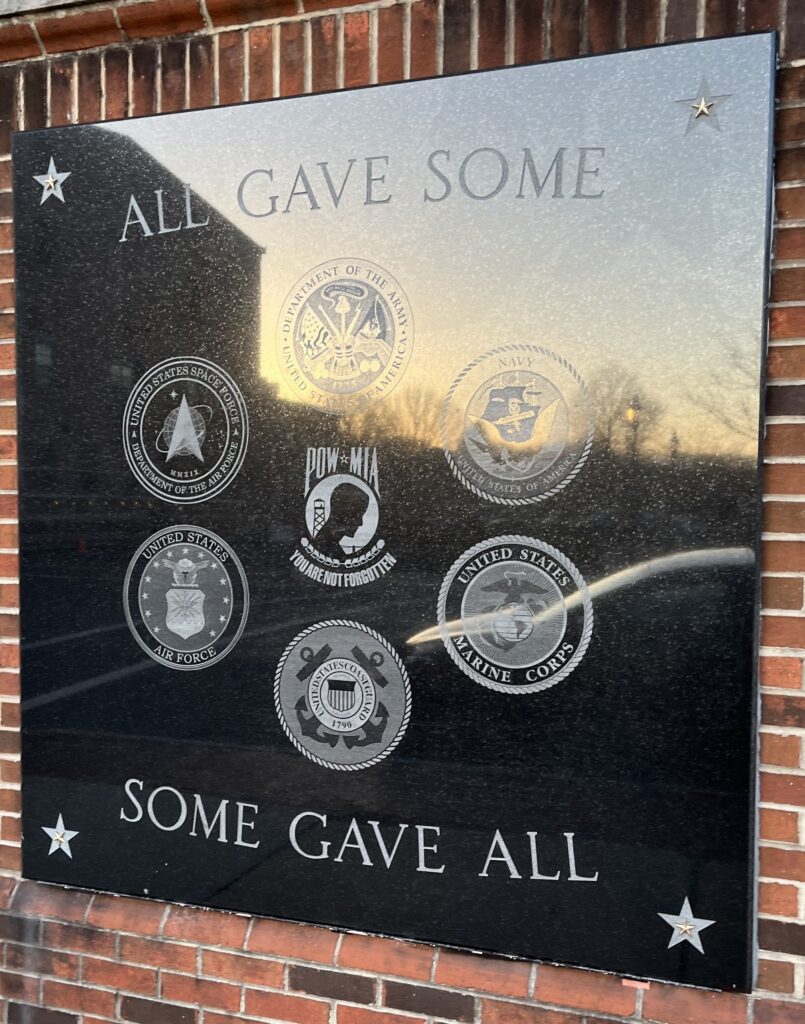BORDENTOWN ALL GAVE SOME SOME GAVE ALL WAR MEMORIAL PLAQUE
