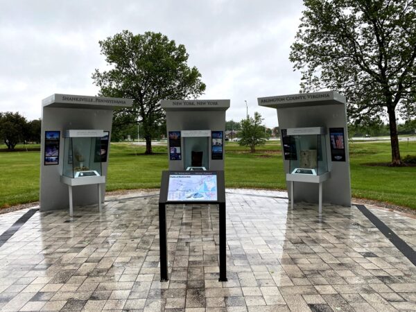 PONTIAC 911 MEMORIAL NEVER FORGET