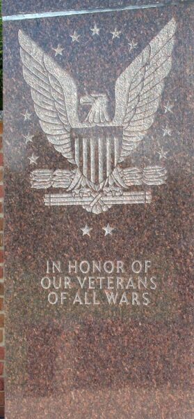 MIAMI MEMORIAL PARK CEMETERY ALL WAR VETERANS MEMORIAL CENTER STONE