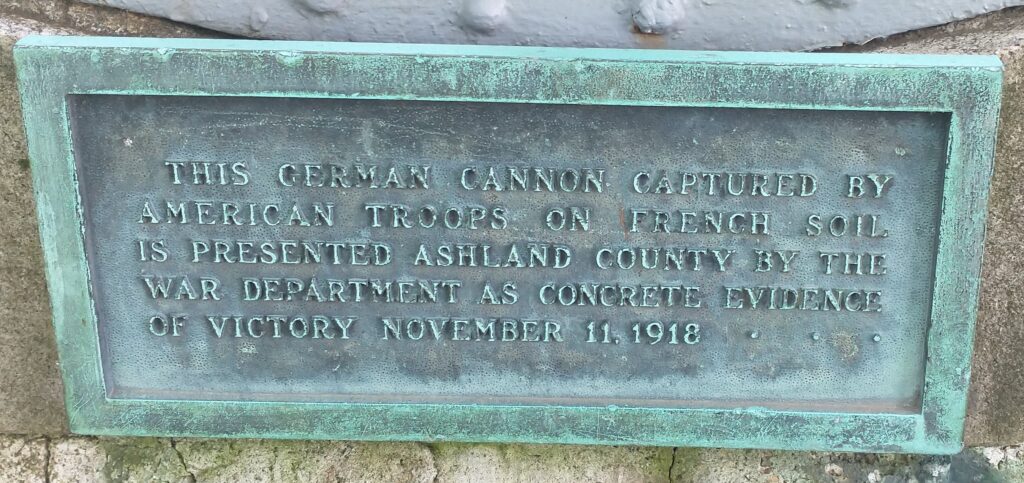 THIS GERMAN CANNON WAR MEMORIAL PLAQUE