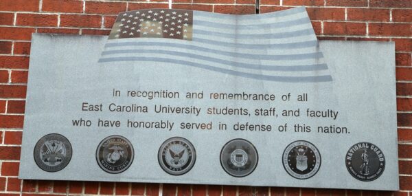 EAST CAROLINA UNIVERSITY VETERANS MEMORIAL STONE