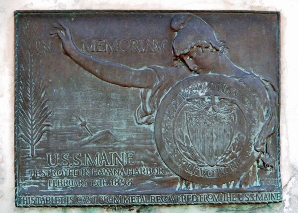 WILMINGTON, NC U.S.S. MAINE WAR MEMORIAL PLAQUE