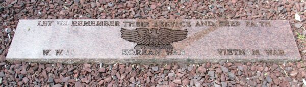 RIVER EDGE WAR VETERANS MEMORIAL TABLET