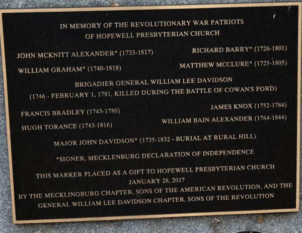 IN MEMORY OF THE REVOLUTIONARY WAR PATRIOTS OF HOPEWELL PRESBYTERIAN CHURCH MEMORIAL PLAQUE