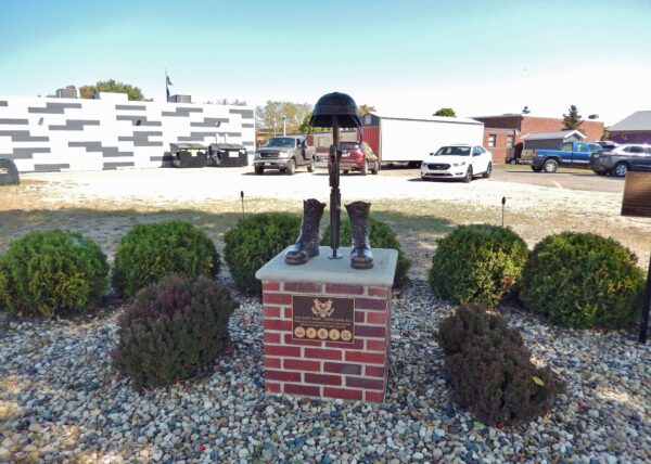 FALLEN SOLDIER MEMORIAL BATTLEFIELD CROSS
