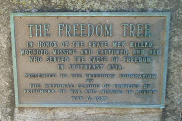 THE FREEDOM TREE SOUTHEAST ASIA WAR MEMORIAL PLAQUE