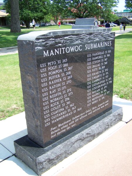 MANITOWOC SUBMARINES WORLD WAR II MEMORIAL BACK