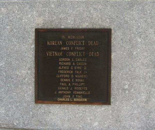 TORRINGTON VETERANS MEMORIAL KOREAN WAR DEAD PLAQUE