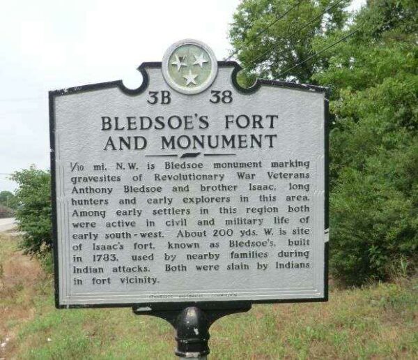 BLEDSOE’S FORT AND MONUMENT MEMORIAL MARKER