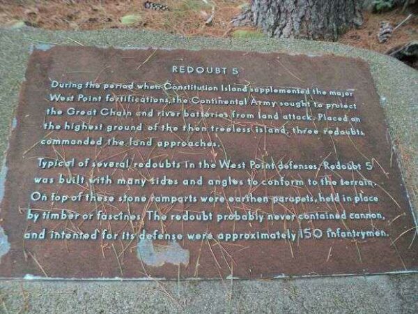 REDOUBT 5 REVOLUTIONARY WAR MEMORIAL