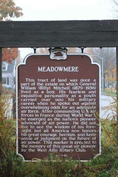 MEADOWMERE WAR MEMORIAL MARKER