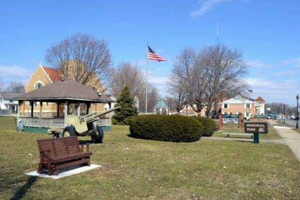MIDDLEBURY MEMORIAL PARK