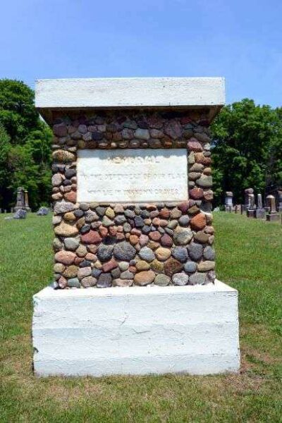 UNION FLAT ROCK CEMETERY UNKNOWN DEFENDERS MEMORIAL